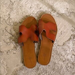 Universal Thread Brown Leather Sandals
